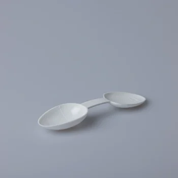 Doppellöffel mit einem Fassungsvermögen von 10,00 ml und 5,00 ml, ohne Skalierung