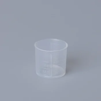 Messbecher mit einem Fassungsvermögen von 15 ml