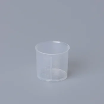 Messbecher mit einem Fassungsvermögen von 15 ml