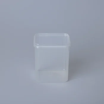 Quadratischer Behälter mit Versiegelung